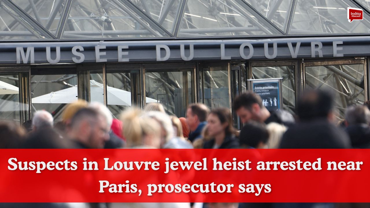 Suspects in Louvre jewel heist arrested near Paris, prosecutor says